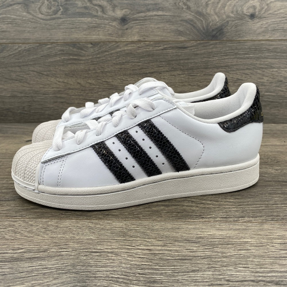 Adidas Superstar Sneakers Womens Size 7 White Black Snakeskin JP8162 Shell Toe